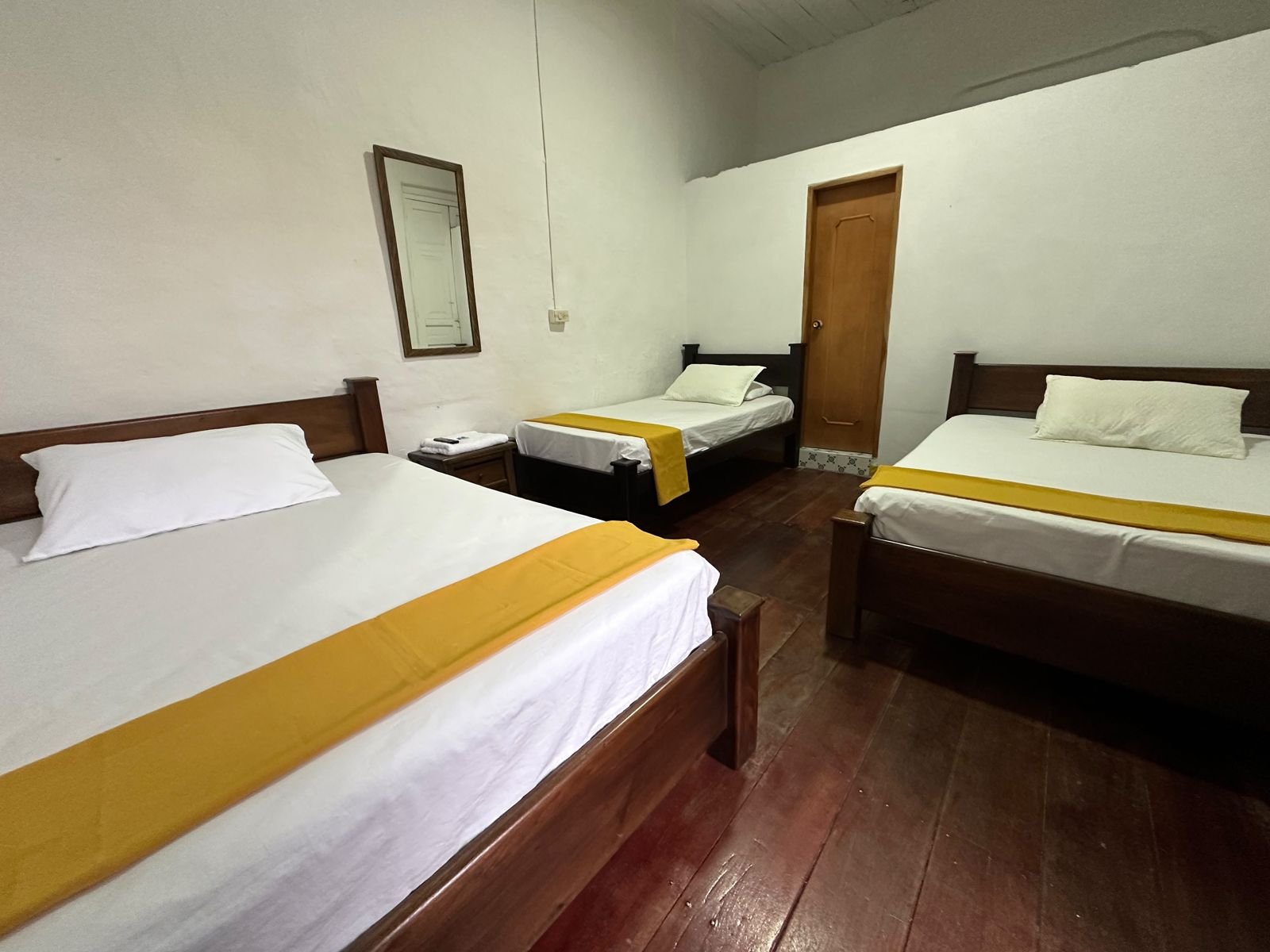 Habitación de Amarilla Casa Viva